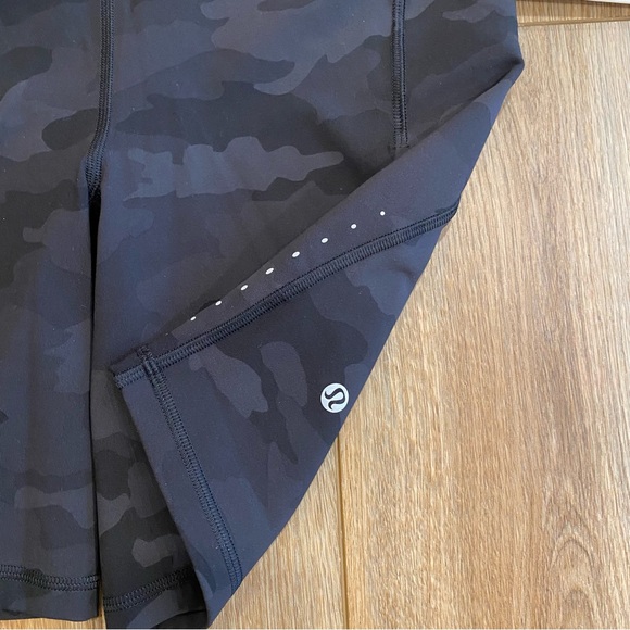 Lululemon Shorts - Swift Speed HR Short
8" - Camo Deep Coal Multi - Size 6 - NWT - Picture 4 of 6